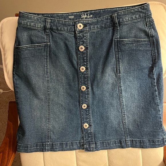 Style & Co. Dresses & Skirts - Style & Co. Blue Knee-Length Pencil Skirt EUC